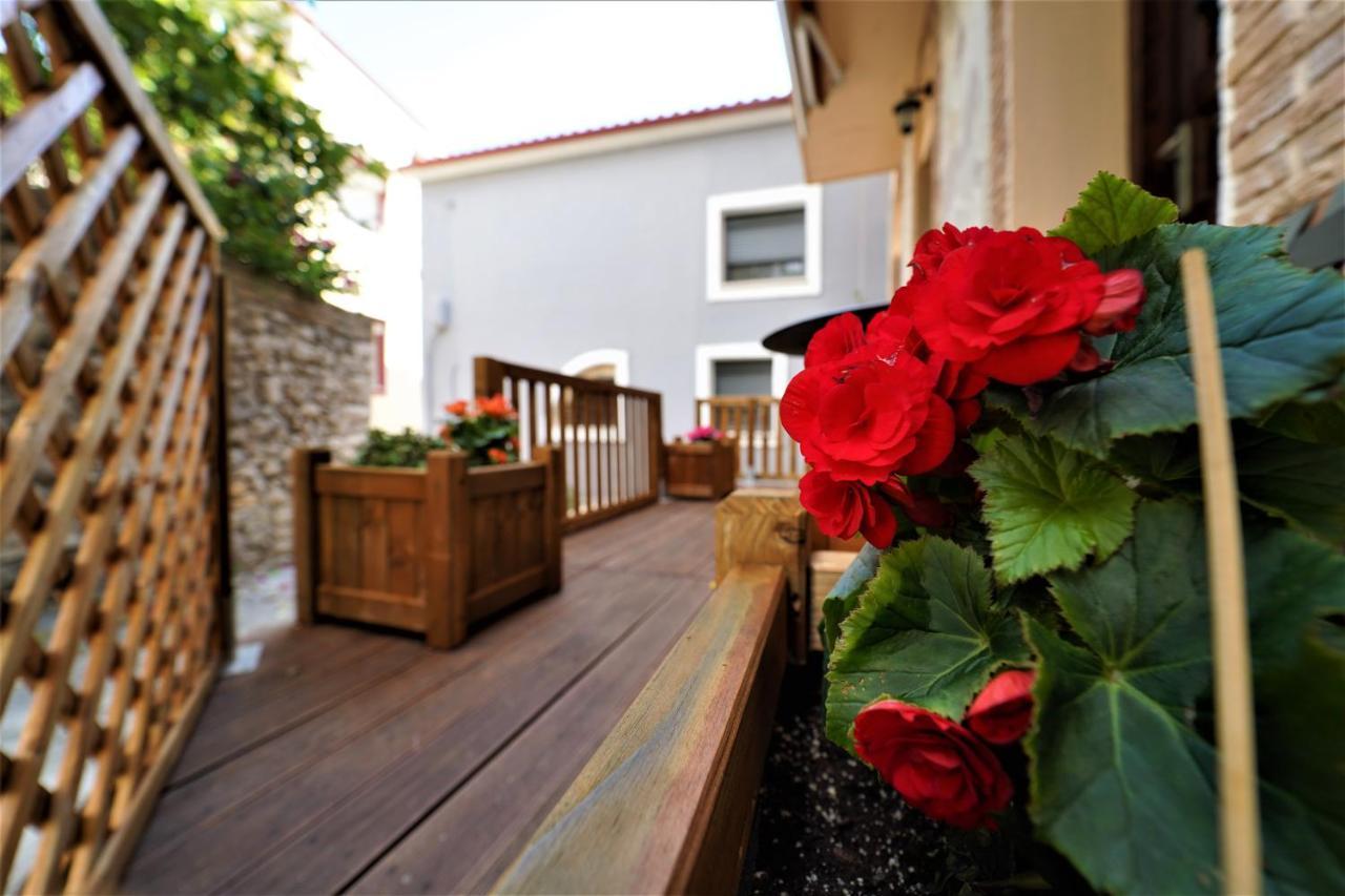 Hotel Tourist Parga Buitenkant foto